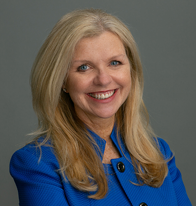 Carolyn Nash Headshot